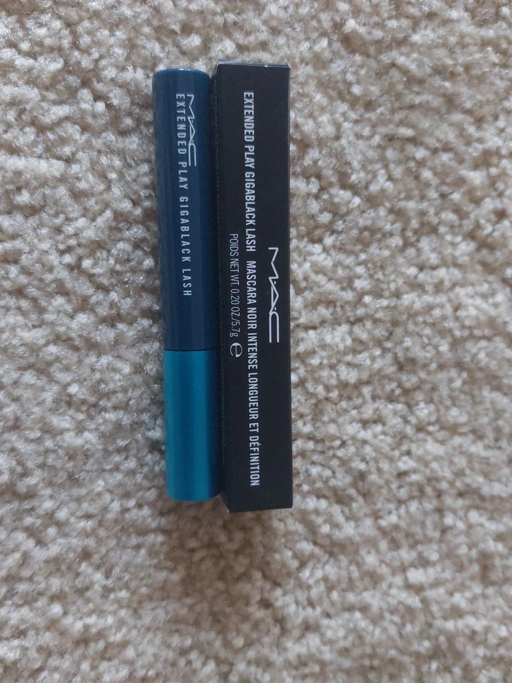 MAC Extended Play Gigablack Lash Mascara NWT